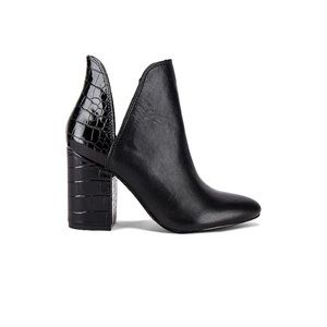 STEVE MADDEN Leather Snake Print Booties